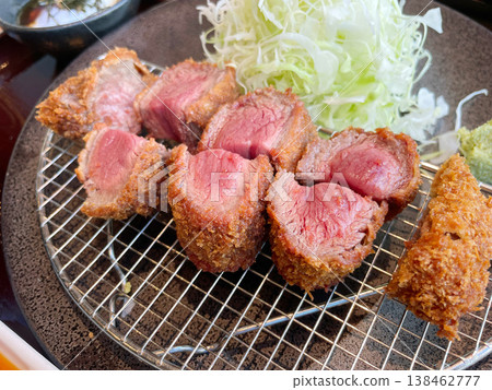 套餐肉餅 138462777