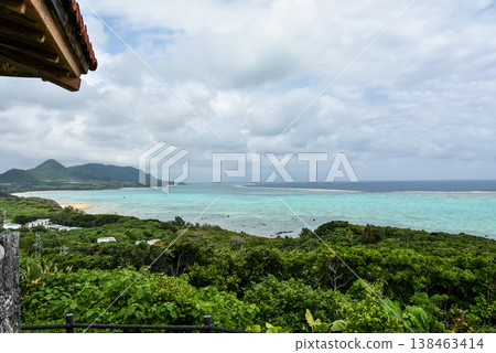 The emerald green sea as seen from the Goshinzaki Observatory on Ishigaki Island. 138463414
