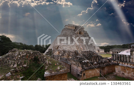 Pyramid of the magician, Uxmal, Yucatan, Mexico Pyramid of the magician, Uxmal, Yucatan, Mexico 138463561