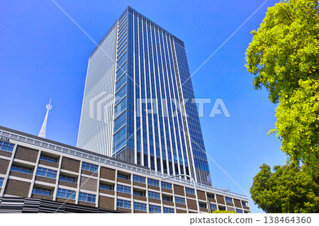 The view of the new commercial facility and high-rise building in front of the south exit of Kannai Station in spring, which opened in March 2026. 138464360