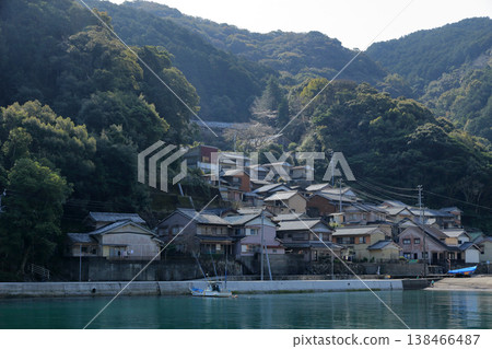 A quiet fishing village (Kajiga-cho, Owase City, Mie Prefecture) A quiet fishing village (Kajiga-cho, Owase City, Mie Prefecture) 138466487