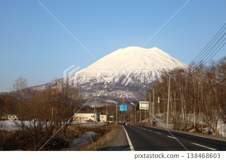 Early April, Hokkaido, Shiribeshi, Niseko, clear skies, spring seems to have arrived, Ezo Fuji, Mt. Yotei, Niseko, Kimobetsu, Kutchan, Kyogoku, Early April, Hokkaido, Shiribeshi, Niseko, clear skies, spring seems to have arrived, Ezo Fuji, Mt. Yotei, Niseko, Kimobetsu, Kutchan, Kyogoku, 138468603
