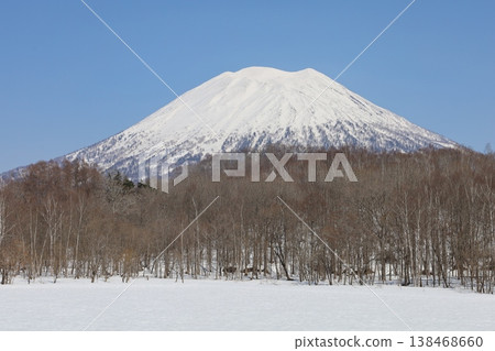 四月初，北海道，尻部，新雪谷，晴空萬裡，春天似乎已經到來，蝦夷富士，羊蹄山，新雪谷，喜茂別，俱知安，京極， 138468660