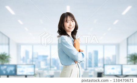 Woman with a binder / Business woman Woman with a binder / Business woman 138470671