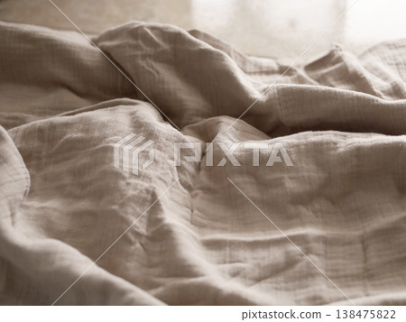 Sunlit Rumpled Linen Bedding in Neutral Tones 138475822