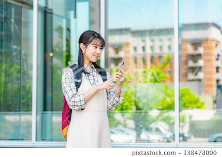 女大學生 女大學生 138478000