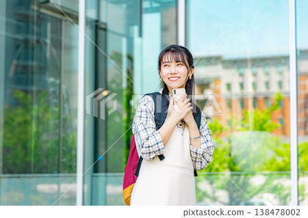 女大學生 女大學生 138478002