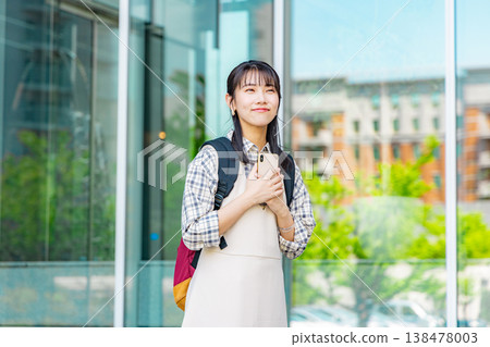 女大學生 女大學生 138478003