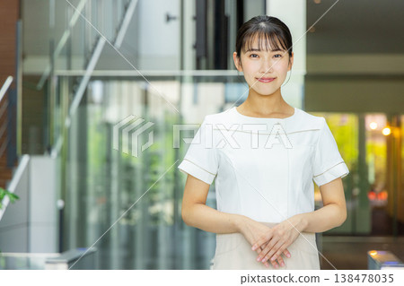 Young woman, receptionist, beauty image 138478035