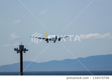 Passenger plane landing Passenger plane landing 138478706