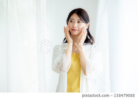 Young woman, beauty image Young woman, beauty image 138479088