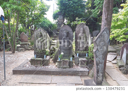 長圓寺（Chōenji）觀音像（東京都足立區） 138479231