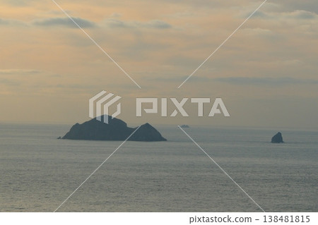 長崎縣五島列島小千花島斑島公園日落 長崎縣五島列島小千花島斑島公園日落 138481815