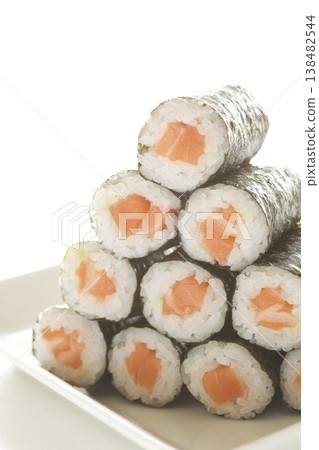 Delicious salmon roll Delicious salmon roll 138482544