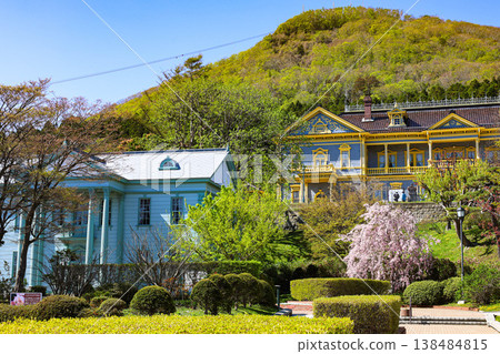 Former Hokkaido Government Hakodate Branch Office Building and Former Hakodate District Public Hall [Motomachi Park] 138484815