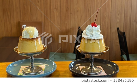Retro pudding Retro pudding 138485190