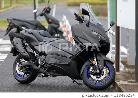 摩托車(大型踏板車)影像 摩托車(大型踏板車)影像 138486254