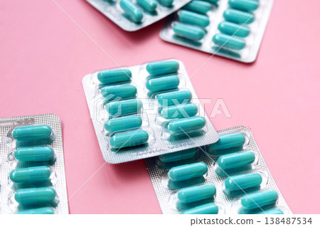 Blue capsules of Doxycycline in blister packs. Blue capsules of Doxycycline in blister packs. 138487534