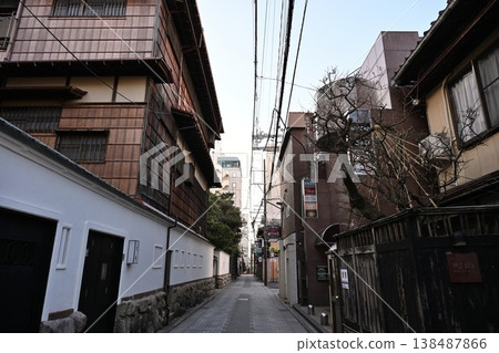 古町歷史悠久的鍋茶屋街(新潟縣新潟市中央區) 古町歷史悠久的鍋茶屋街(新潟縣新潟市中央區) 138487866