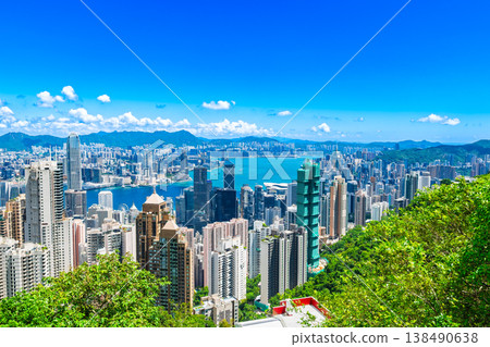 從香港太平山頂看維多利亞港 從香港太平山頂看維多利亞港 138490638