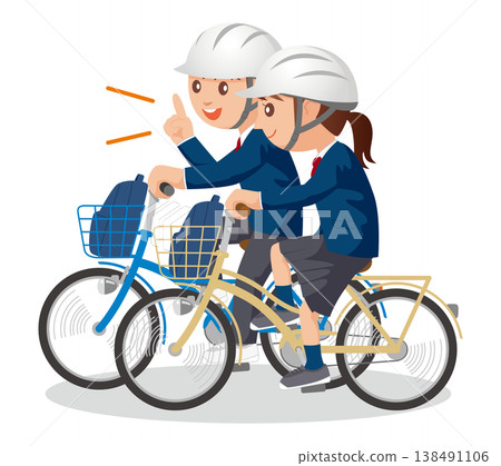 一名高中生戴著頭盔騎著自行車平行行駛 138491106