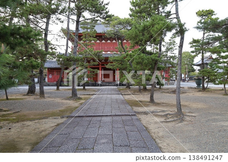 京都市右京區妙心寺的景色。 京都市右京區妙心寺的景色。 138491247