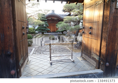 京都市右京區妙心寺的景色。 京都市右京區妙心寺的景色。 138491373