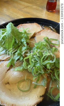 Green Onion and Roast Pork Ramen 138491978