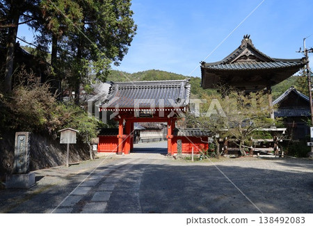 從京都市山科區眺望本國寺的入口。 從京都市山科區眺望本國寺的入口。 138492083