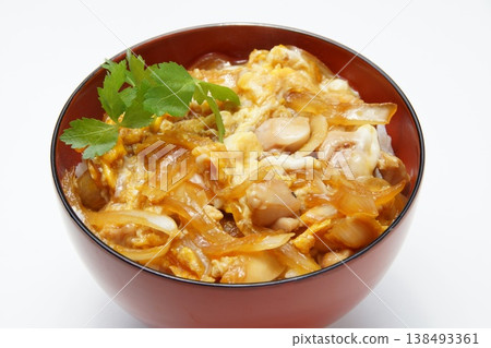 Oyakodon Japanese food 138493361