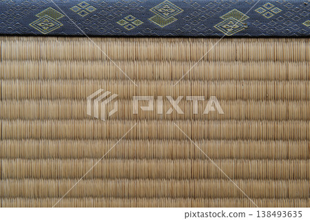 Well-worn tatami mats, texture Well-worn tatami mats, texture 138493635