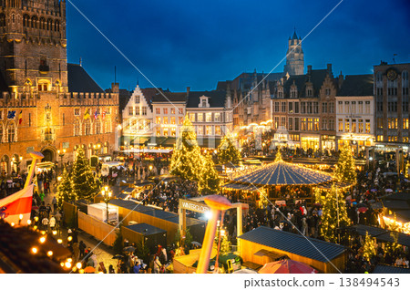 Christmas market decorated and illuminated in Bruges, Belgium. 138494543