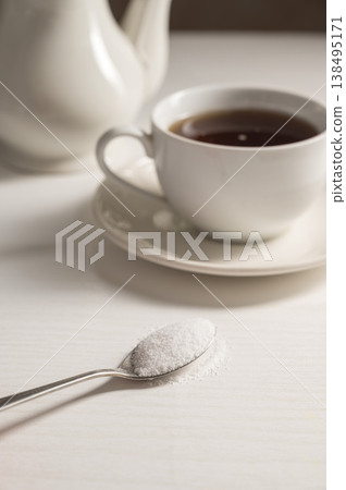 Spoon of sweetener. Sugar alternative, food and nutrition Spoon of sweetener. Sugar alternative, food and nutrition 138495171