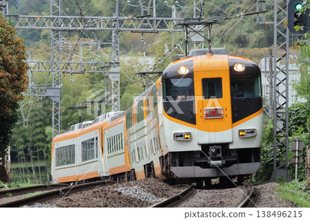 近鐵特快列車Vista EX 138496215