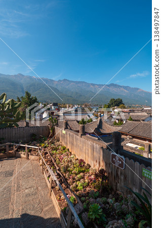 Panoramic View of Historic Dali Town and Mountains 138497847