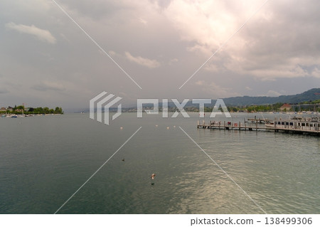 River Limmat in Zurich  138499306
