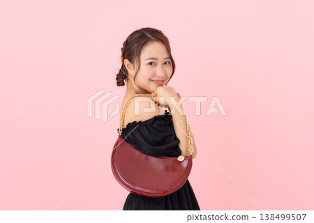年輕女性的美麗 138499507
