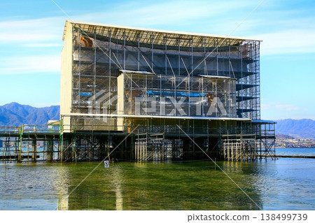 Otorii with scaffolding for preservation and repair work... Miyajima, Itsukushima Shrine in Aki Otorii with scaffolding for preservation and repair work... Miyajima, Itsukushima Shrine in Aki 138499739