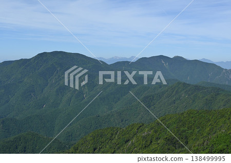 攀登小布希岳(長野縣、山梨縣、埼玉縣) 攀登小布希岳(長野縣、山梨縣、埼玉縣) 138499995