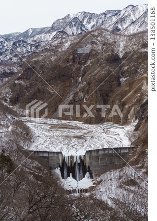 Sediment control dams in snowy mountains: Disaster prevention infrastructure in mountainous areas Sediment control dams in snowy mountains: Disaster prevention infrastructure in mountainous areas 138501168