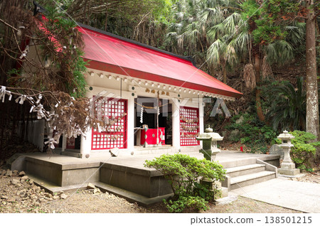 Ozaki shrine Ozaki shrine 138501215