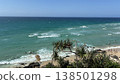 The horizon and the green sea 138501298