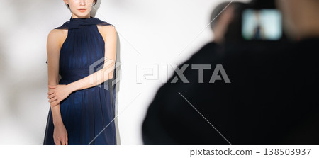 一位女士的攝影 一位女士的攝影 138503937