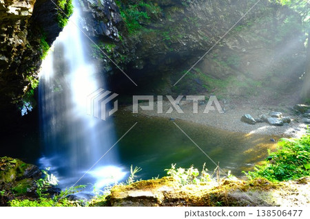 Morning scenery at Ryuzu Falls | Healing nature background material Morning scenery at Ryuzu Falls | Healing nature background material 138506477
