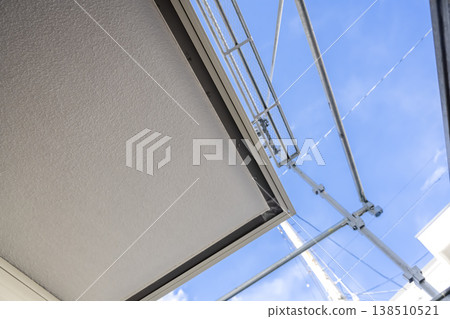 Repair work on exterior walls of detached houses - Entrances - Eaves Repair work on exterior walls of detached houses - Entrances - Eaves 138510521