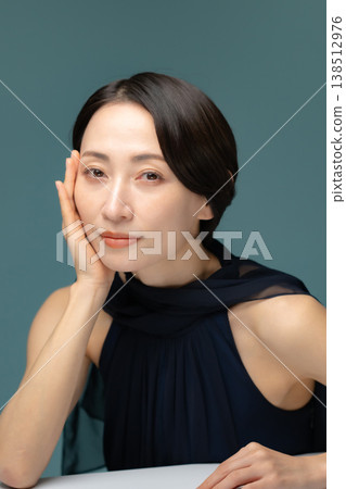 中年女性美麗形象 中年女性美麗形象 138512976