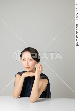 Beauty image of middle-aged women Beauty image of middle-aged women 138514494