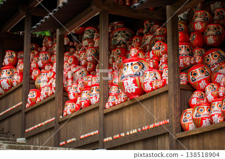 Katsuoji's winner Daruma 138518904