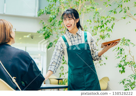 Cafe, Female, Part-time Job 138528222