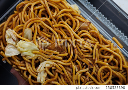 Takeout yakisoba (Aomori City, Aomori Prefecture) Takeout yakisoba (Aomori City, Aomori Prefecture) 138528898